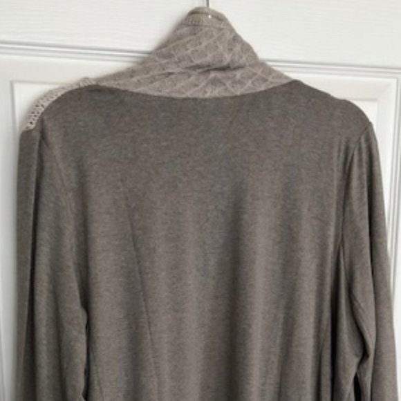 Venus Gray Layered Open Drawstring Cardigan - Picture 11 of 15